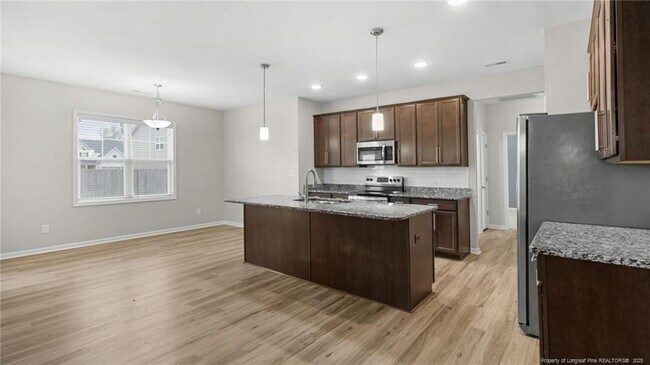 Building Photo - 160 Chatfield Dr.