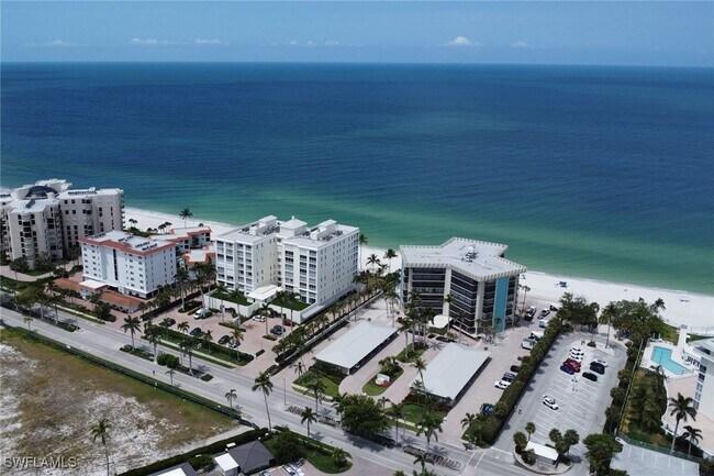 Building Photo - 3399 Gulf Shore Blvd N