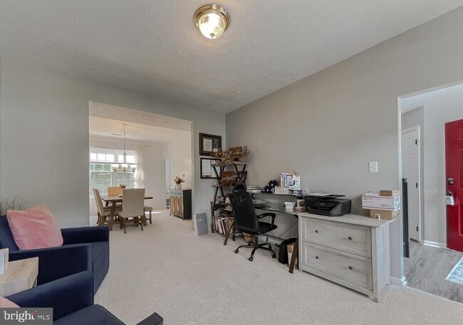 Building Photo - 48221 Keel Dr