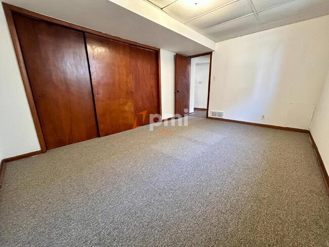 Building Photo - 1308 W 150th St