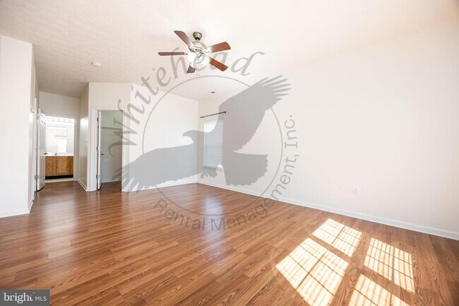 Building Photo - 9549 Wedge Way