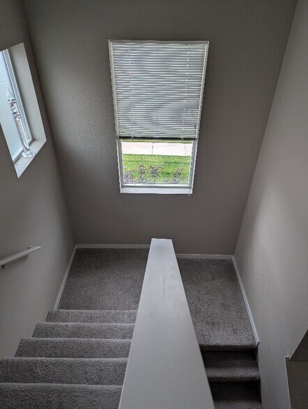 Building Photo - 3038 Comet St