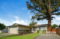 Building Photo - 816 Spoonbill Ln