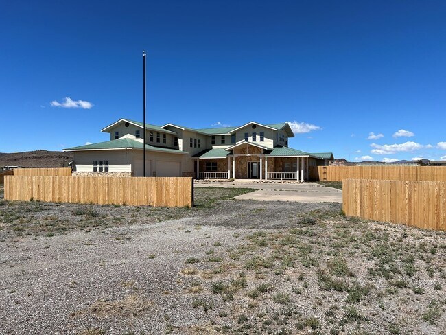 Building Photo - 101 Capt Lee