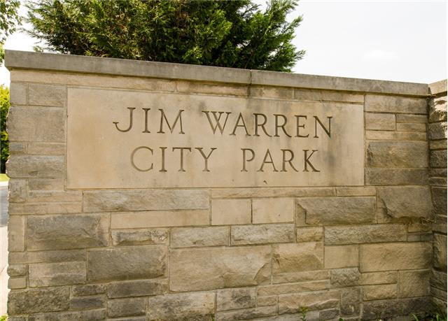 Building Photo - COMING SOON... 3BR/2BA TOWNHOME NEAR DOWNTOWN FRANKLIN!