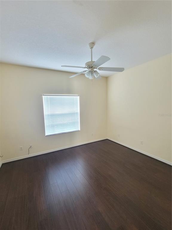 Building Photo - 165 Frontier Dr