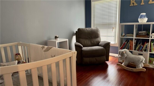 Building Photo - 4603 Villa Chase Dr NE