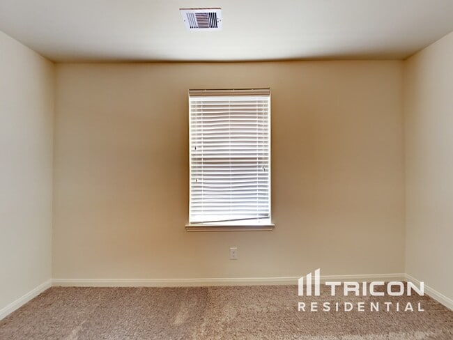 Building Photo - 5002 Pacific Ridge Ln