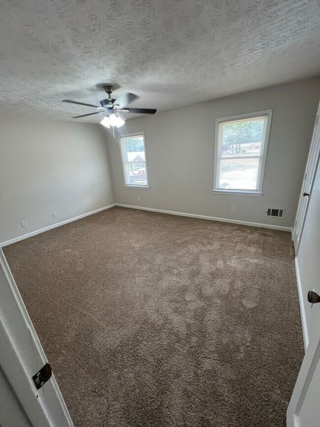 Building Photo - !!!WARNING: AVOID SCAMS CONFIRM RENTAL AT ...