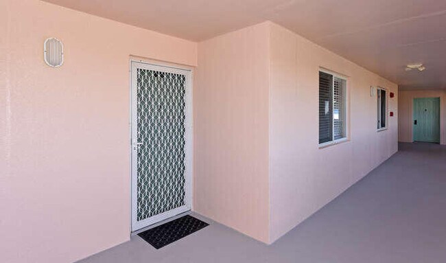 Building Photo - 353 S US Hwy 1