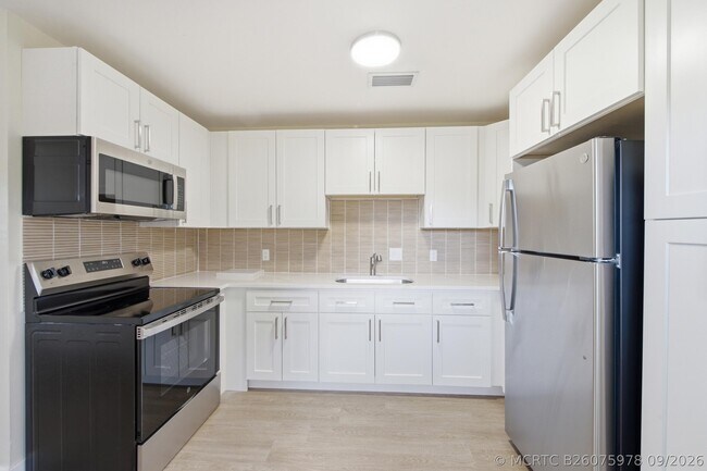 Building Photo - 351 Wickline Blvd