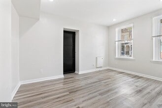 Building Photo - 1242 W Airdrie St