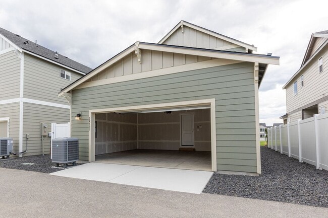 Building Photo - Modern Home for rent in Liberty Lake