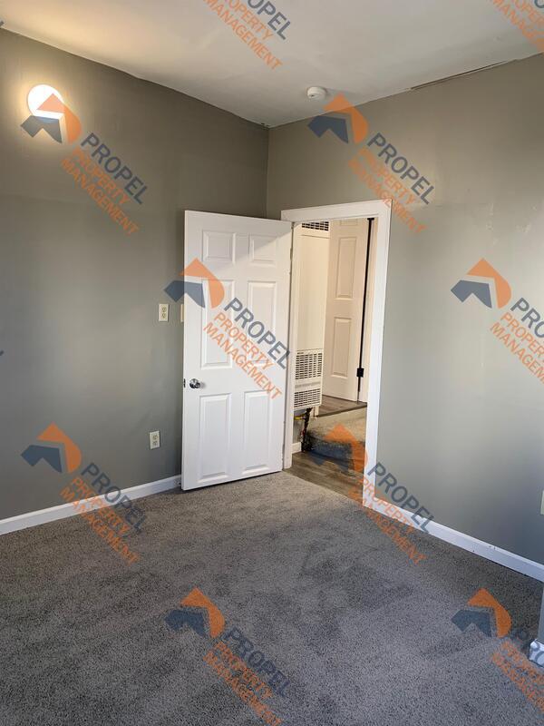 Building Photo - 8135 Macomb St