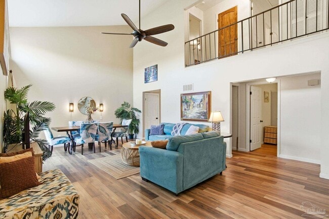 Building Photo - 4822 Huron Dr