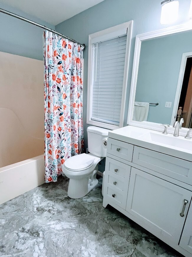 Bathroom 2 - 23222 SW Cinnamon Hill Pl