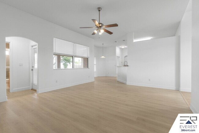 Building Photo - 94 Kalamazoo Trail