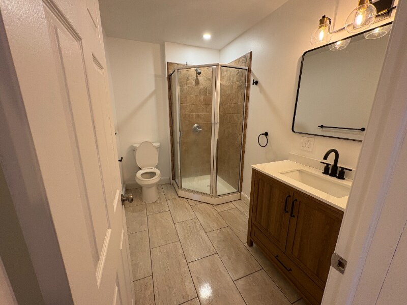 Building Photo - 87 Columbia St