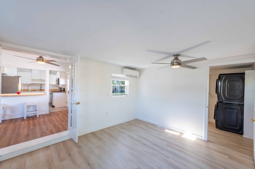 Building Photo - 1216 10th St N