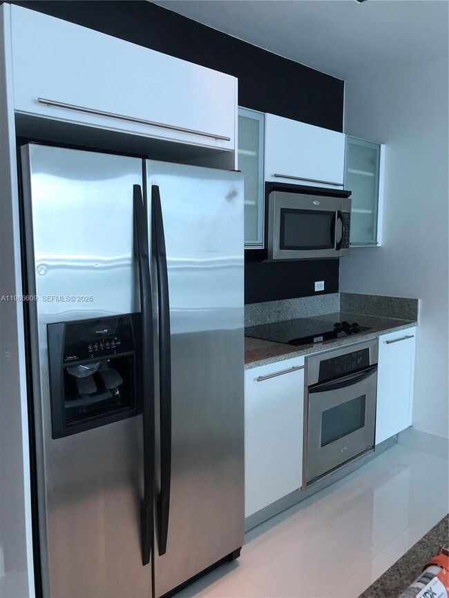 Building Photo - 888 Biscayne Blvd