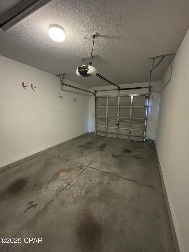 Building Photo - 3022 Meadow St