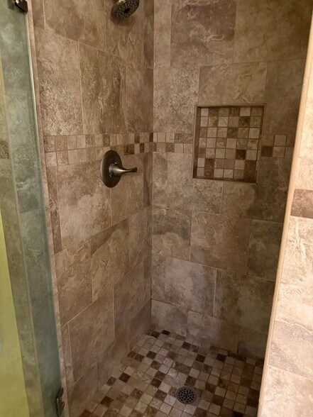 Building Photo - 6201 Padre Blvd