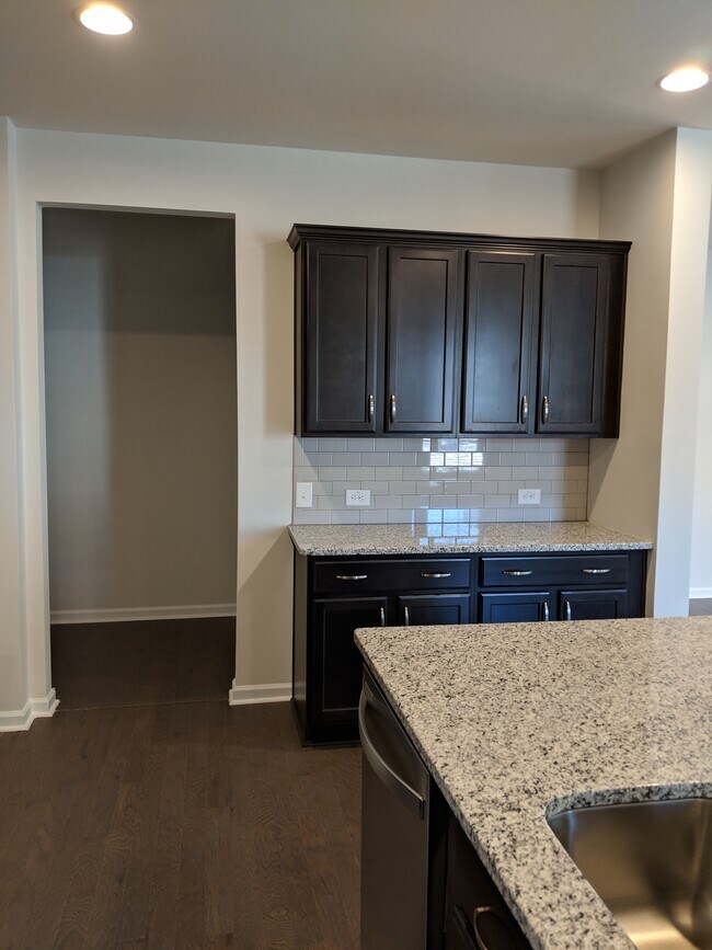 Building Photo - 1385 Southpoint Trail