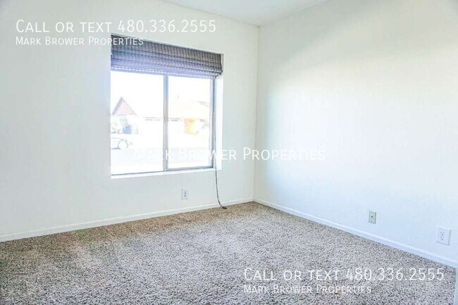 Building Photo - 909 W Bell De Mar Dr