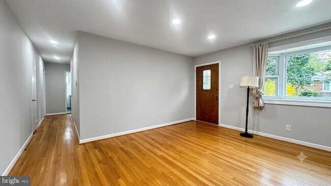 Building Photo - 11115 Schuylkill Rd