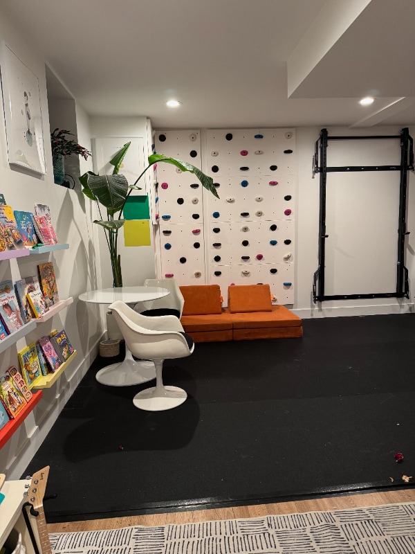 Building Photo - 15 Yale St