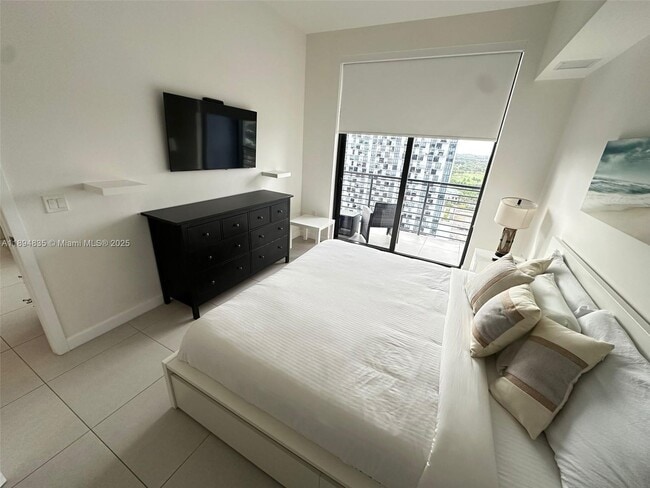 Building Photo - 5350 NW 84th Ave