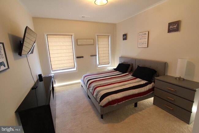 Building Photo - 43197 Mongold Square