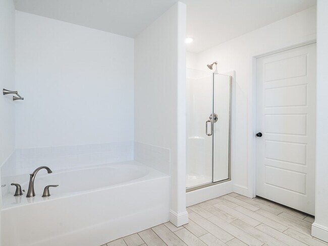 Building Photo - 2161 Wildflower Dr