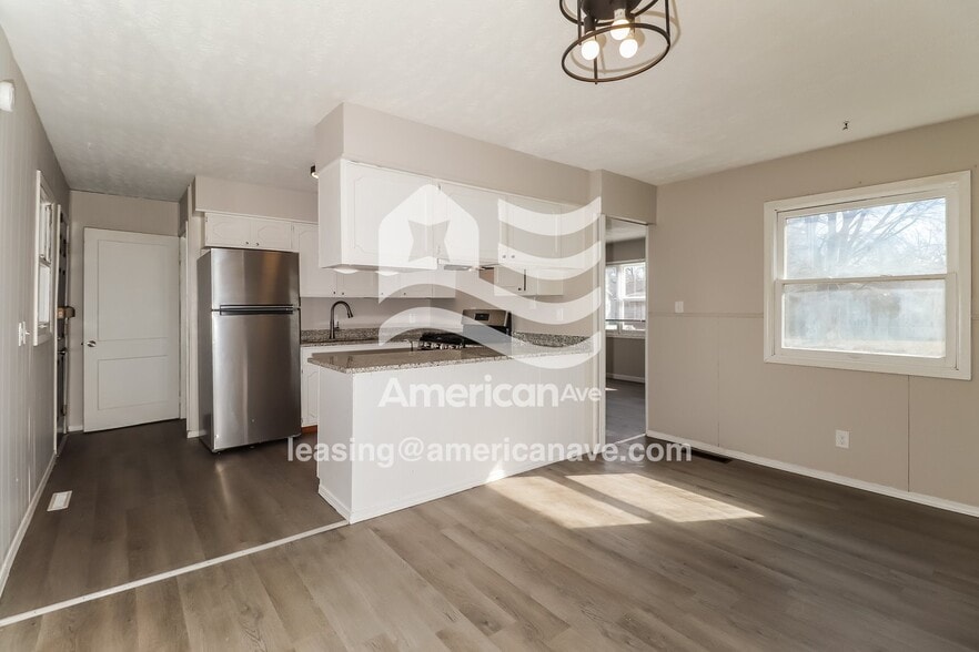 Building Photo - 3905 Ford St