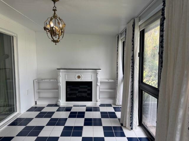 Building Photo - 8045 Eastlake Dr