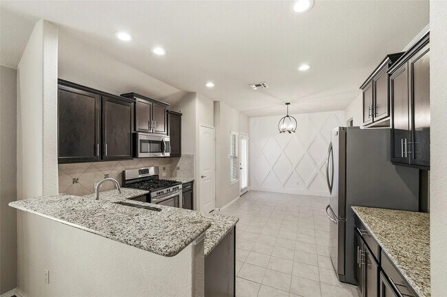 Building Photo - 9905 Cottontail Ln