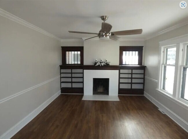 Building Photo - 1447 Elbur Ave