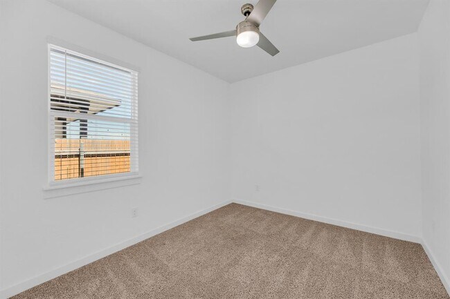 Building Photo - 149 Filifera Ct