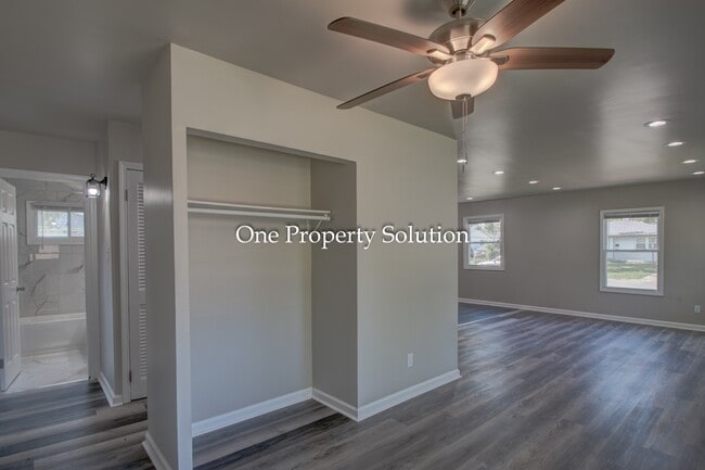 Building Photo - 2144 Wright St