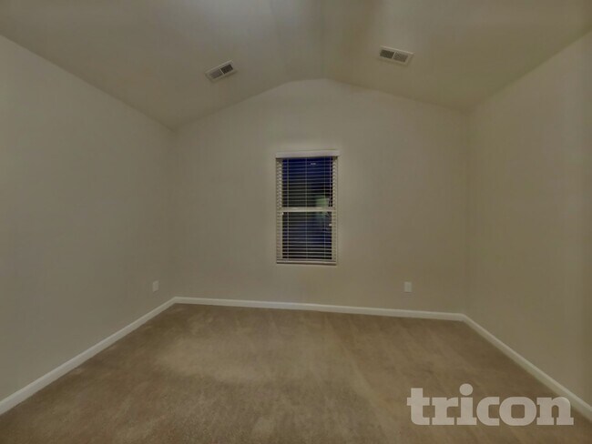 Building Photo - 1700 Allegheny Dr