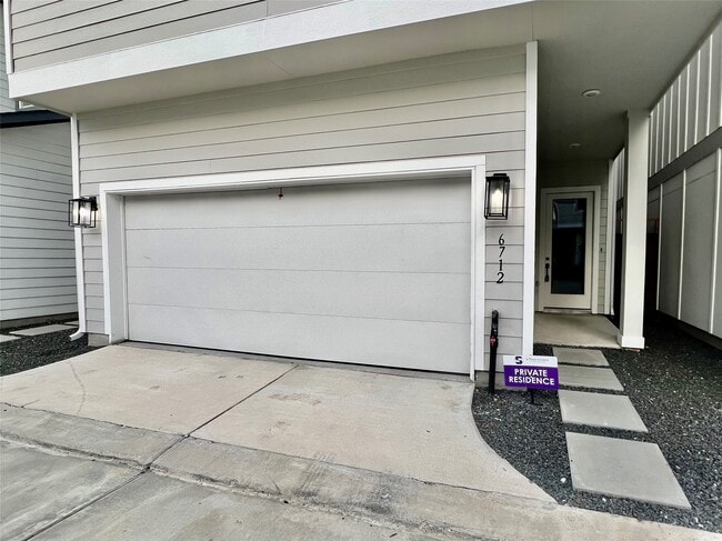 Building Photo - 6712 Parker Oaks Ln