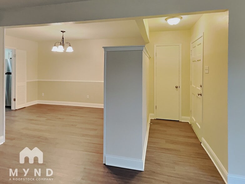 Building Photo - 11364 Quail Run St