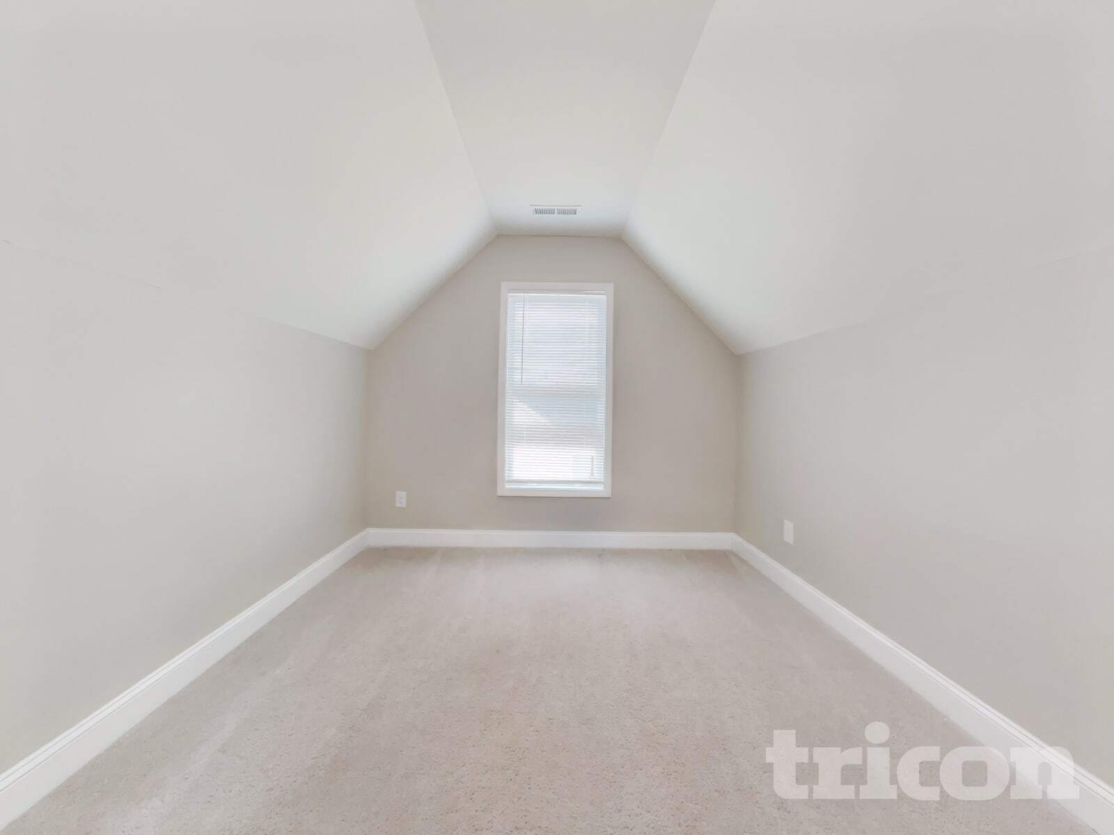 Building Photo - 49 Fish Whistle Ct