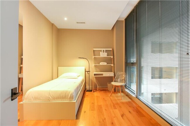 Building Photo - 448 K St NW