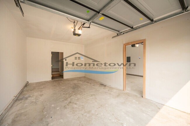 Building Photo - 1804 E Coeur D Alene Ave