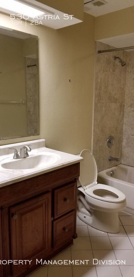 Building Photo - LOVELY ALTAMONTE SPRINGS HOME