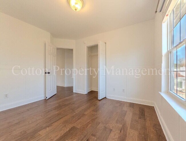 Building Photo - 7106 Haven Way