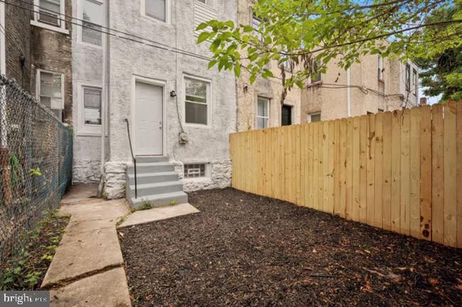 Building Photo - 5931 N Norwood St