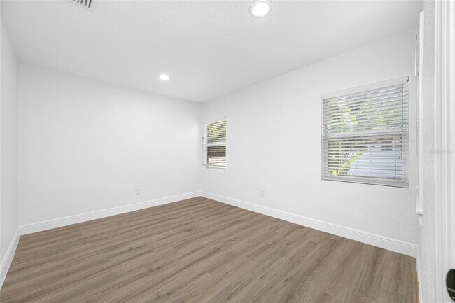 Building Photo - 255 37th St N