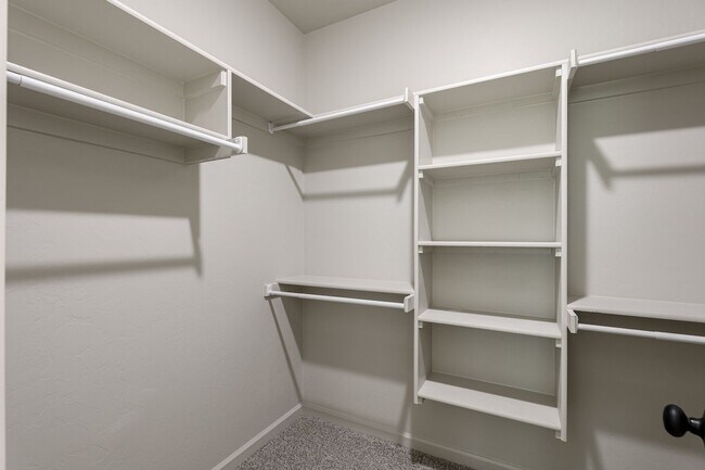 Building Photo - 618 Juniper St